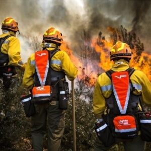 Equipo contra incendios forestales